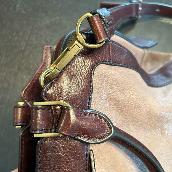 Fossil Crossbody Purse - Picture 4 of 8